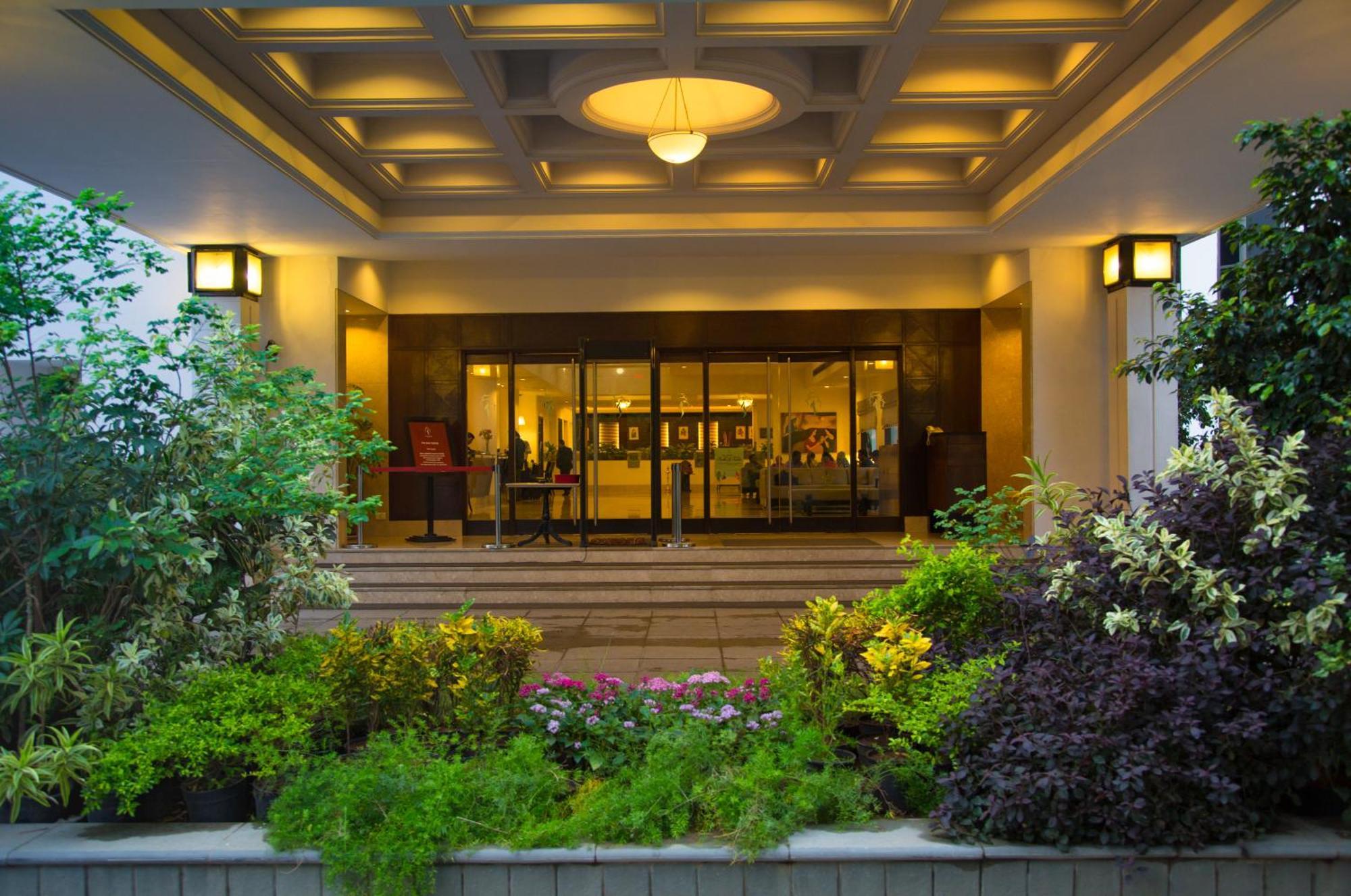 Greenpark Hyderabad Hotel Exterior photo