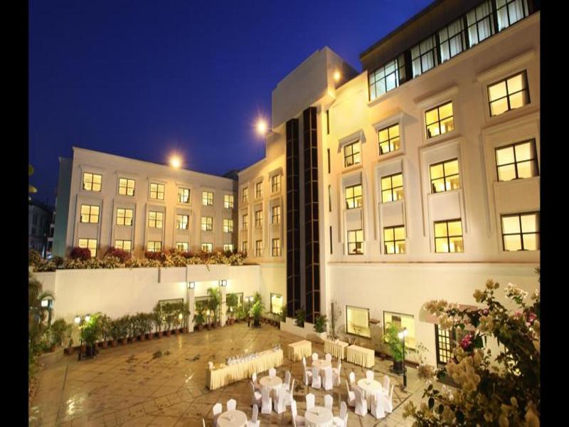 Greenpark Hyderabad Hotel Exterior photo