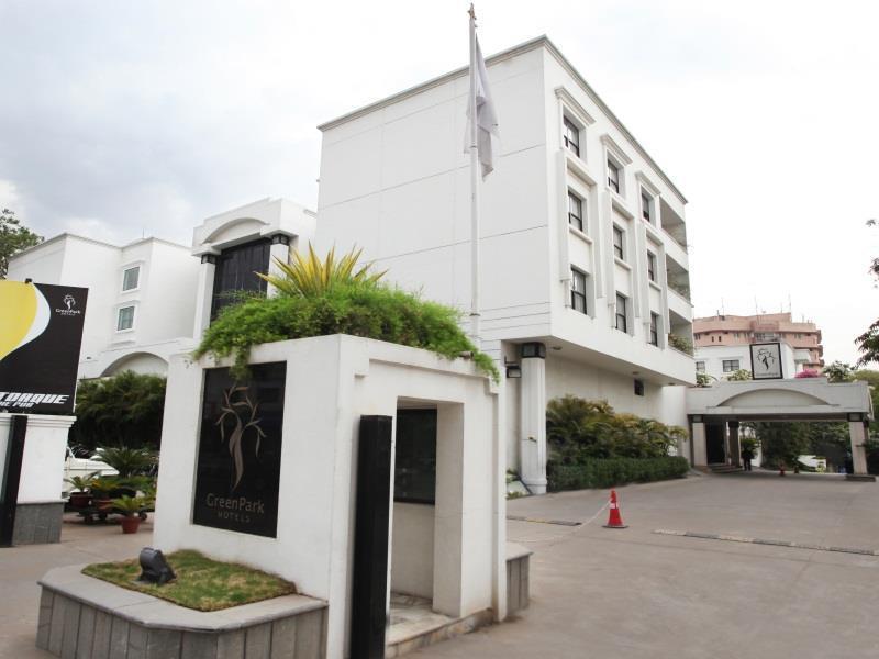 Greenpark Hyderabad Hotel Exterior photo